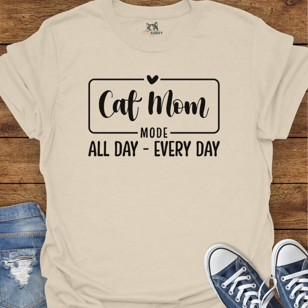 Cat Mom Mode T-Shirt
