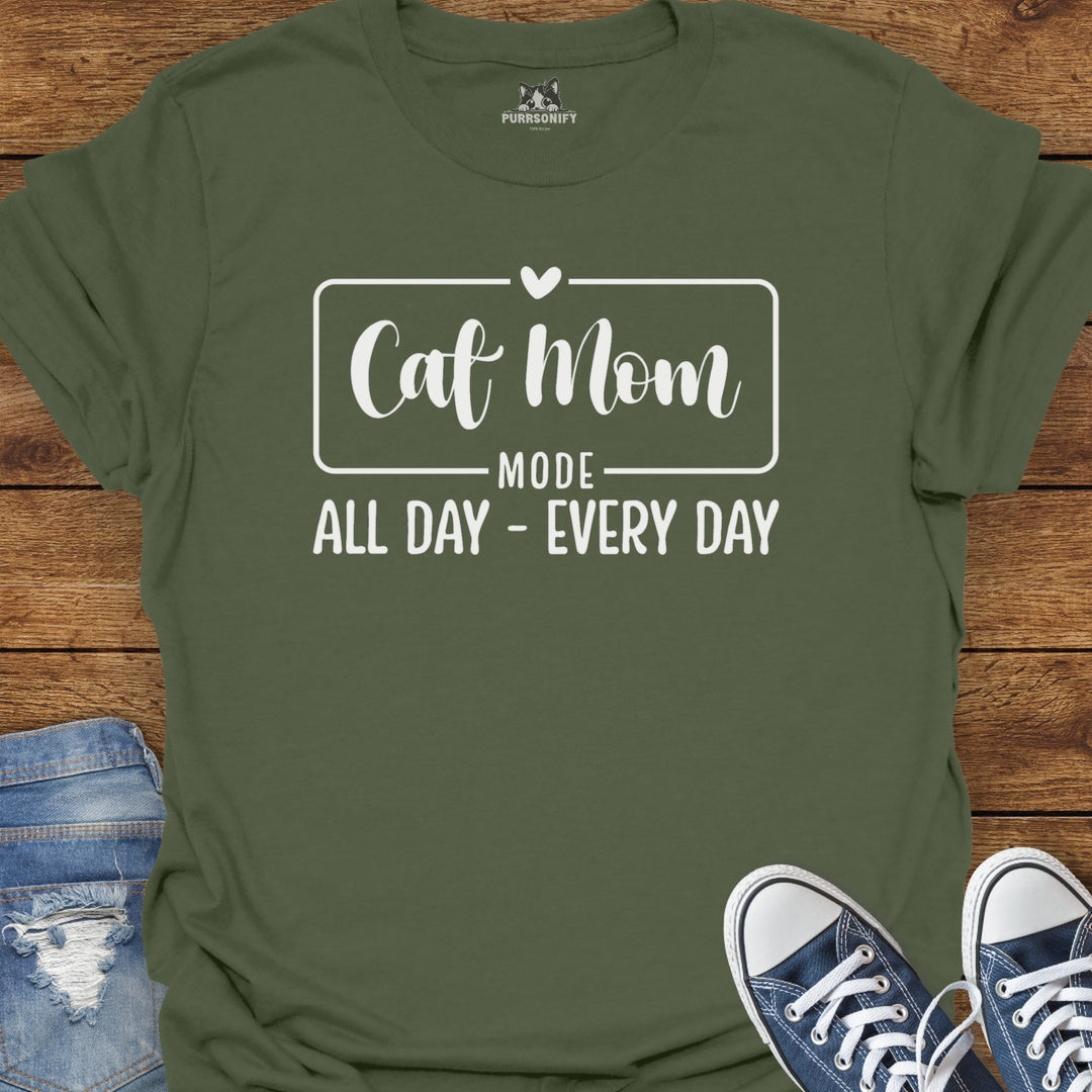 Cat Mom Mode T-Shirt