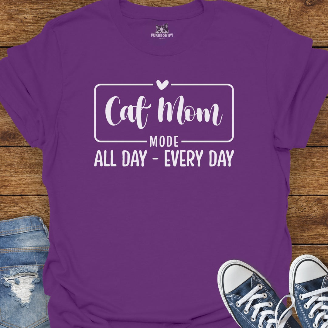 Cat Mom Mode T-Shirt